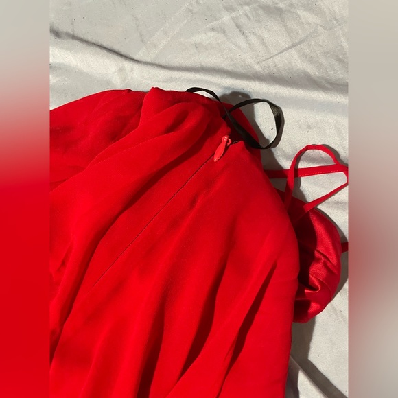 Cross back GGT dress| size 0 - Picture 5 of 5